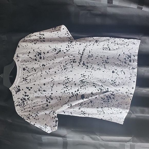 "GOAT" Shirt size medium - Picture 3 of 3